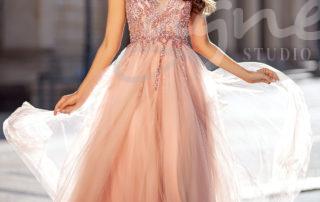 spolecenske-saty-pudrove-staroruzove-CHK0265-evening-dress-made-of-tulle-with-rhinestones-in-dawn-pink-2