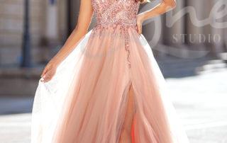 spolecenske-saty-pudrove-staroruzove-CHK0265-evening-dress-made-of-tulle-with-rhinestones-in-dawn-pink