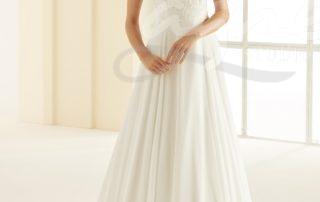 svatebni-saty-MARGARET-Bianco-Evento-bridal-dress-(1)-boho-style