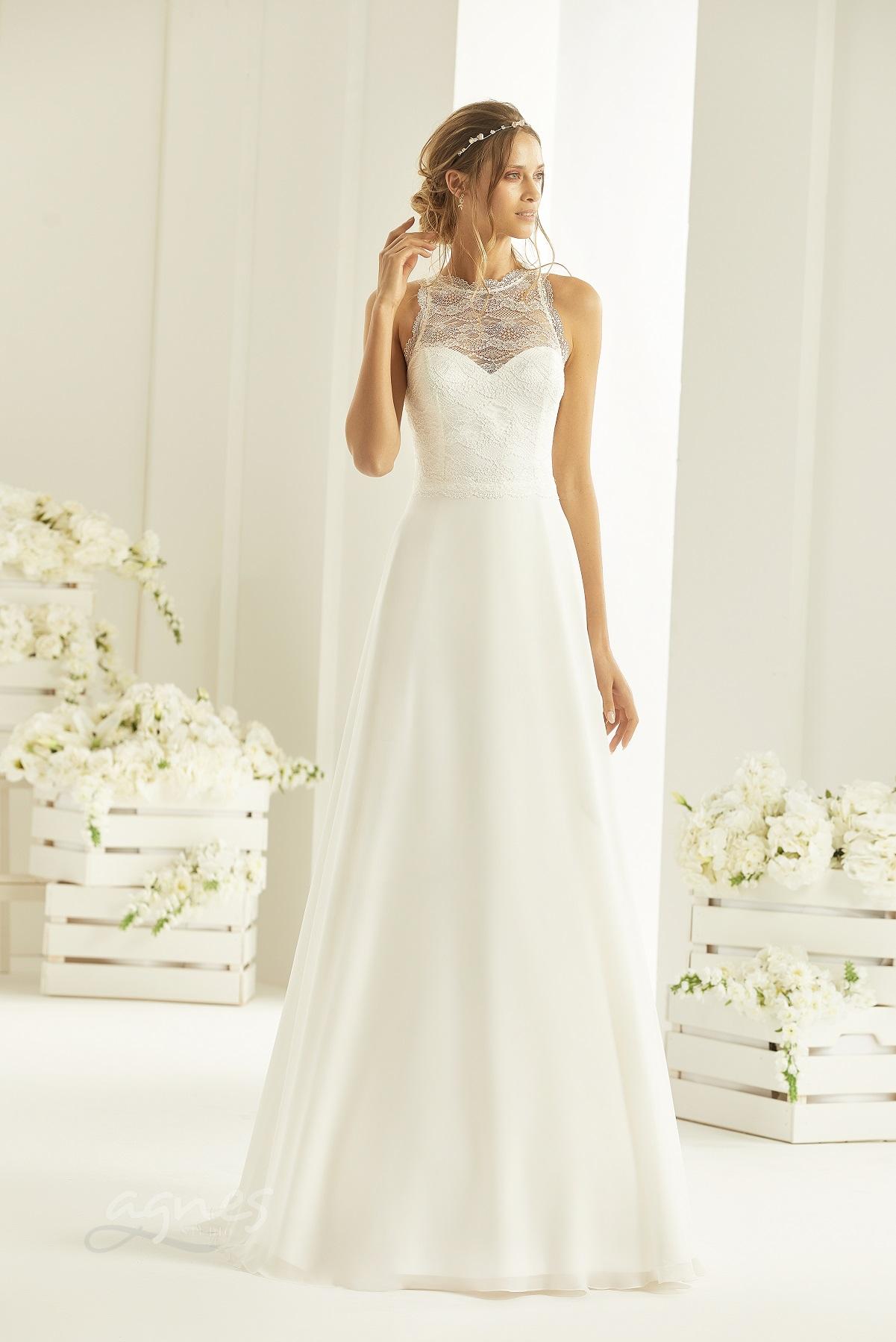 svatebni-saty-Bianco Evento bridal dress NALA (1)