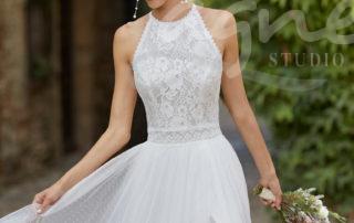 svatebni-saty-splyvave-s-rozparkem-svatba-v-kostele-v-prirode-6B146_1_MIMOSA Svatba u moře