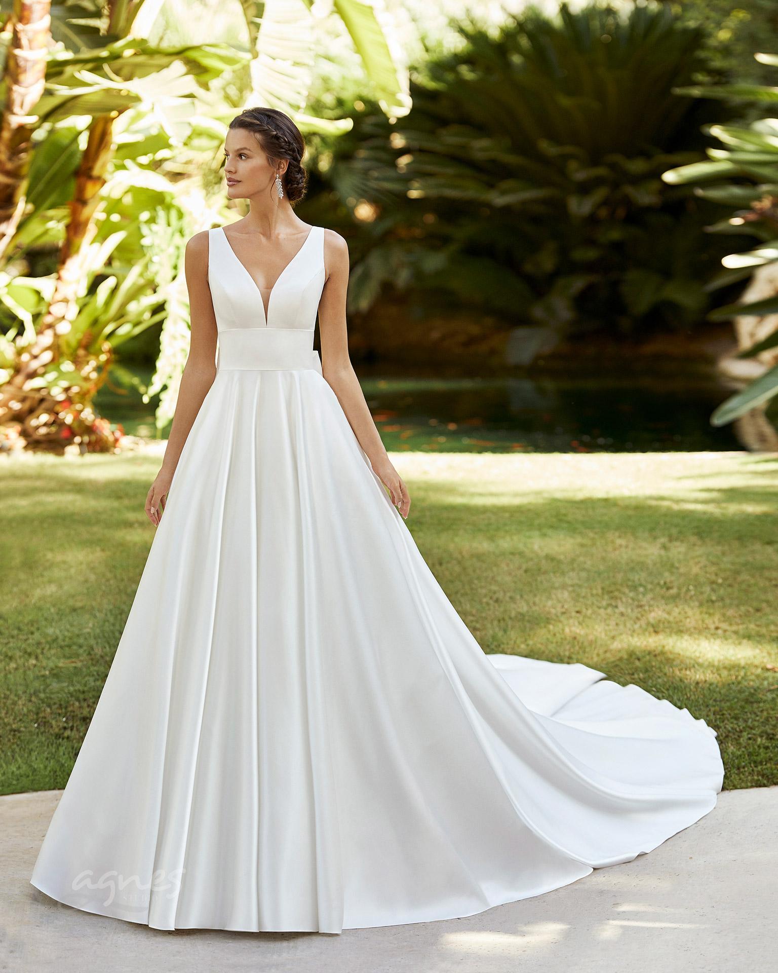 minimalistické svatební šaty