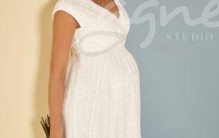 Svatebni-tehotenske-saty-kratke-bile-smetanove-krajkove-NLDI-S8-Nicola-Lace-Dress-Short-Ivory