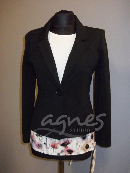 bolerko-pro-maminky-nevesty-na-svatbu-vetsi-velikosti-jacket-cerny-modry- black