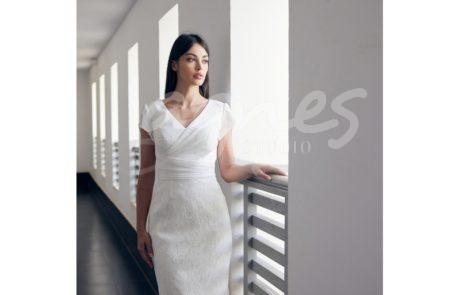 svatebni-saty-pro-nevestu-na-svatbu-na-urade-kratke-FNY3483-ivory-smetanove