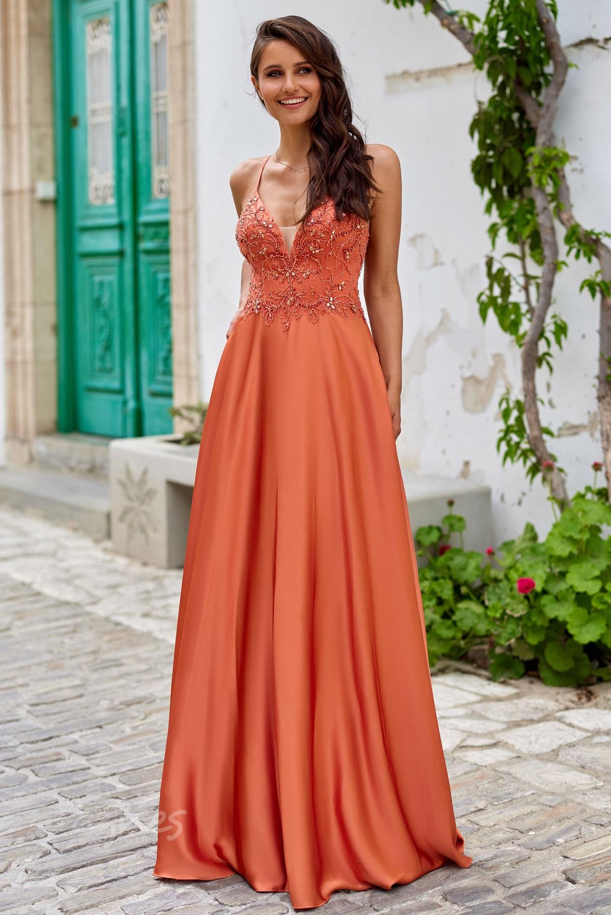 spolecenske-saty-na-maturitni-ples-CHK0835_oranzove-Spicy-Orange_1