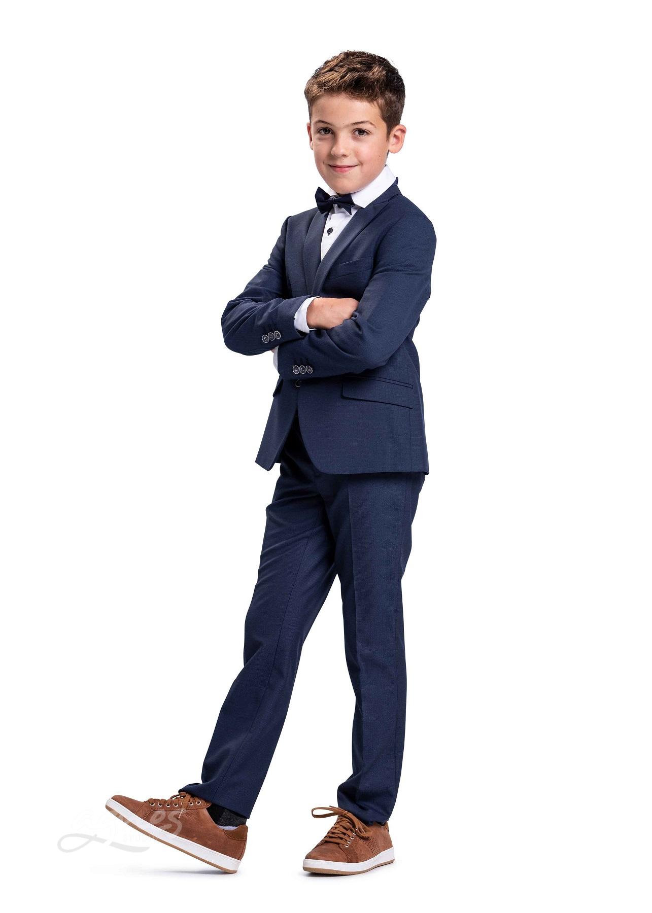 chlapecky-oblek-modry-spolecensky-na-svatbu-7516551_