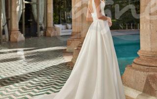 svatebni-saty-studio-agnes-praha-8N45_ASHLEY_ADRIANA_ALIER_2