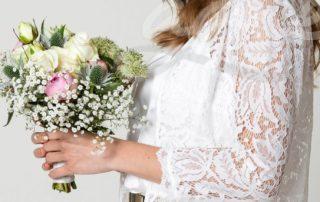 constant_love_eshop_studioagnes_svatebni_andcompliments_praha_svatba_nevesta_tylova_sukne_bolerko_pastelove_smetanove_krajka_krajkove_rom_jacke_rukav_na_urade_5