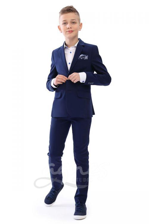 studioagnes-chlapecky-oblek-tmave-modry-Martin_1