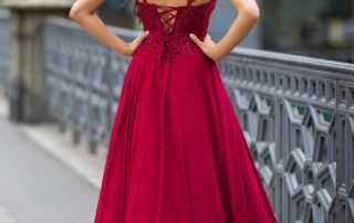 studioagnes-splyvave-spolecenske-saty-na-maturitni-ples-chk0776-rio-red_5