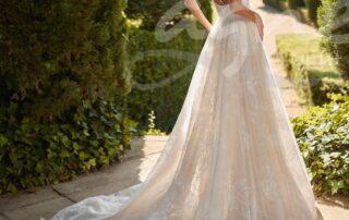 StudioAgnes_svatebni_saty_adrianaAlier_9N43_DEVINE_ADRIANA_ALIER_2