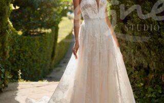 StudioAgnes_svatebni_saty_adrianaAlier_9N43_DEVINE_ADRIANA_ALIER_3