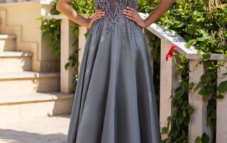 StudioAgnes_promdress_spolecenske_saty_-mikado-mit-strassbesatz-in-vintage-indigo_sedomodre