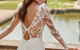 Studioagnes_svatebni_saty_s_dlouhym_rukavem_adrianaalier_9N21_DASER_ADRIANA_ALIER_3