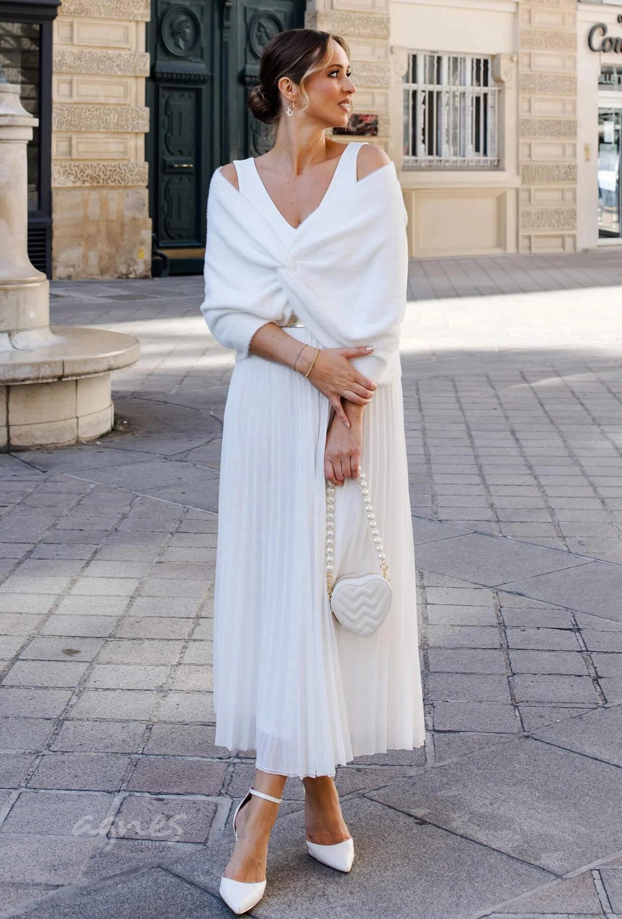 studioagnes_svatebni_svatba_andcompliments_constant_love_svatebnimoda_online_shop_sala_pletena_elegantni_strick_stola_uplet_co-si-vzit-na-svatebni-saty_podzim_zima-9