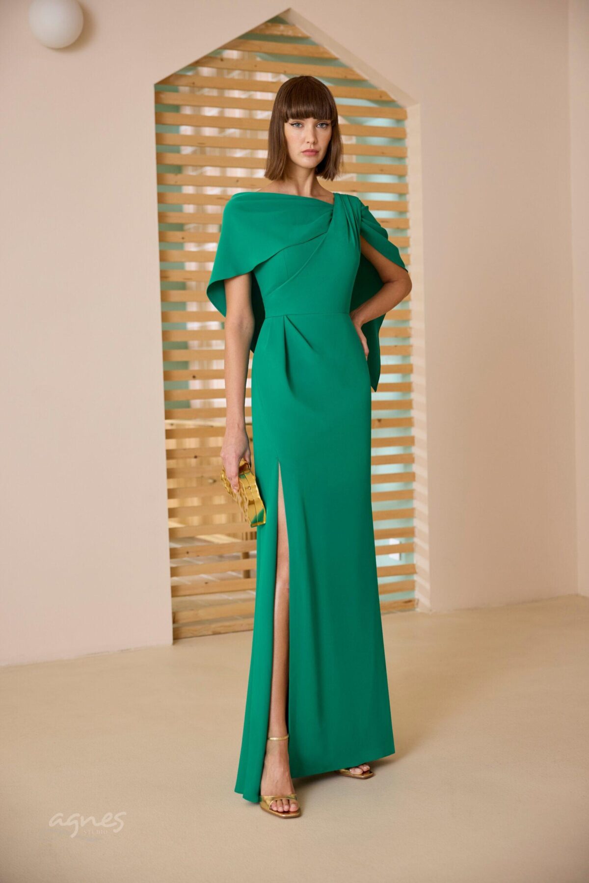 Studioagnes-spolecenske-saty-pro-matky-na-svatbu-ples-52631o-scaled