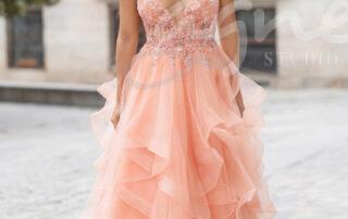 Studioagnes_vecerni-spolecenske_saty-na-maturitni-ples_promdress_1107_Glitter_Peach_Pink_merunkove_1